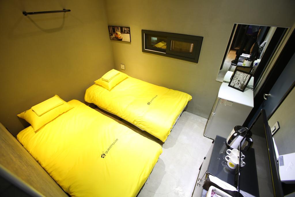 24 Guesthouse Garosugil - Gangnam سيول الغرفة الصورة