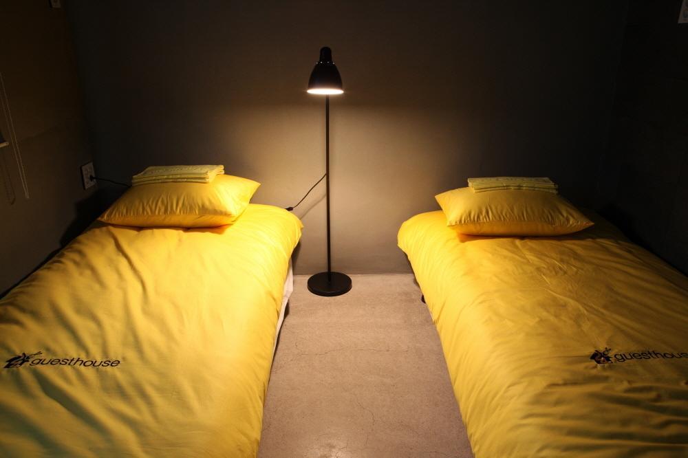 24 Guesthouse Garosugil - Gangnam سيول الغرفة الصورة